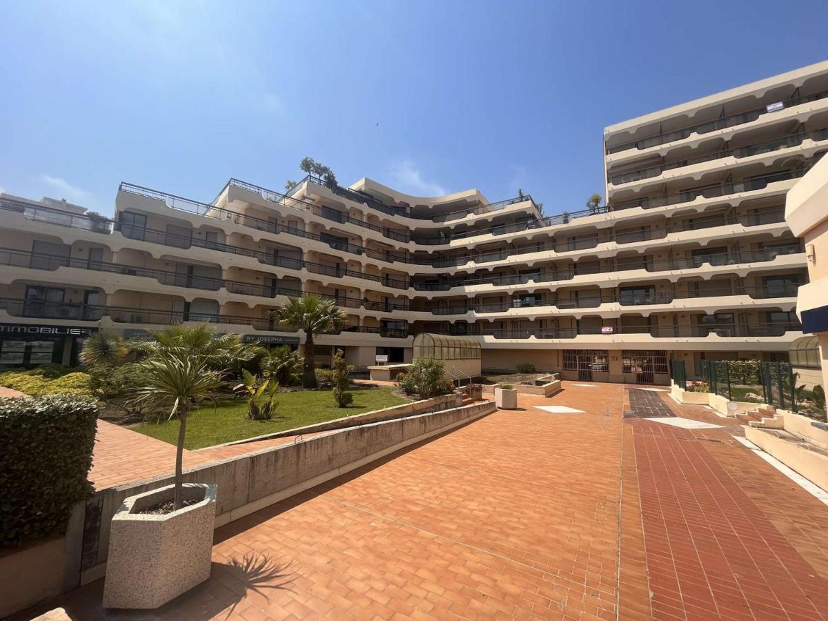 Appartement 2P, 4 Couchages, Terrasse Et Salon De Jardin A 200M De La Plage, Frejus - Fr-1-226A-22 Kültér fotó