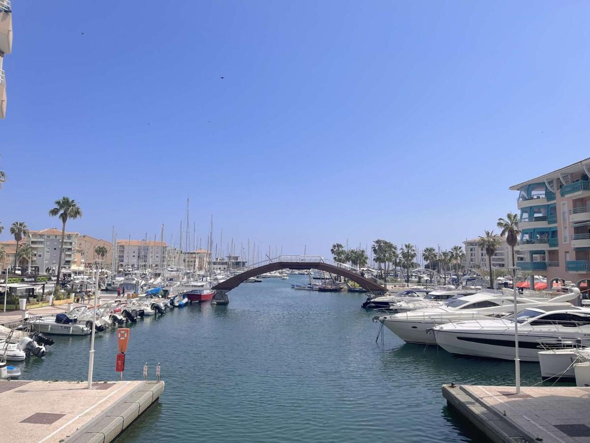 Appartement 2P, 4 Couchages, Terrasse Et Salon De Jardin A 200M De La Plage, Frejus - Fr-1-226A-22 Kültér fotó
