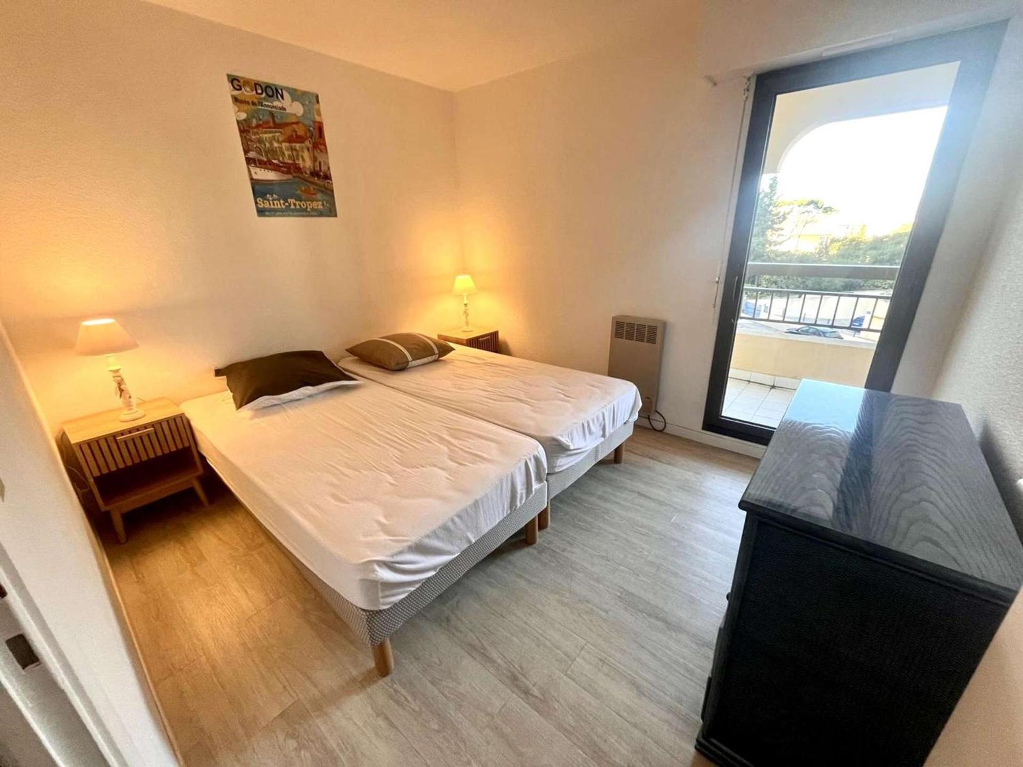 Appartement 2P, 4 Couchages, Terrasse Et Salon De Jardin A 200M De La Plage, Frejus - Fr-1-226A-22 Kültér fotó
